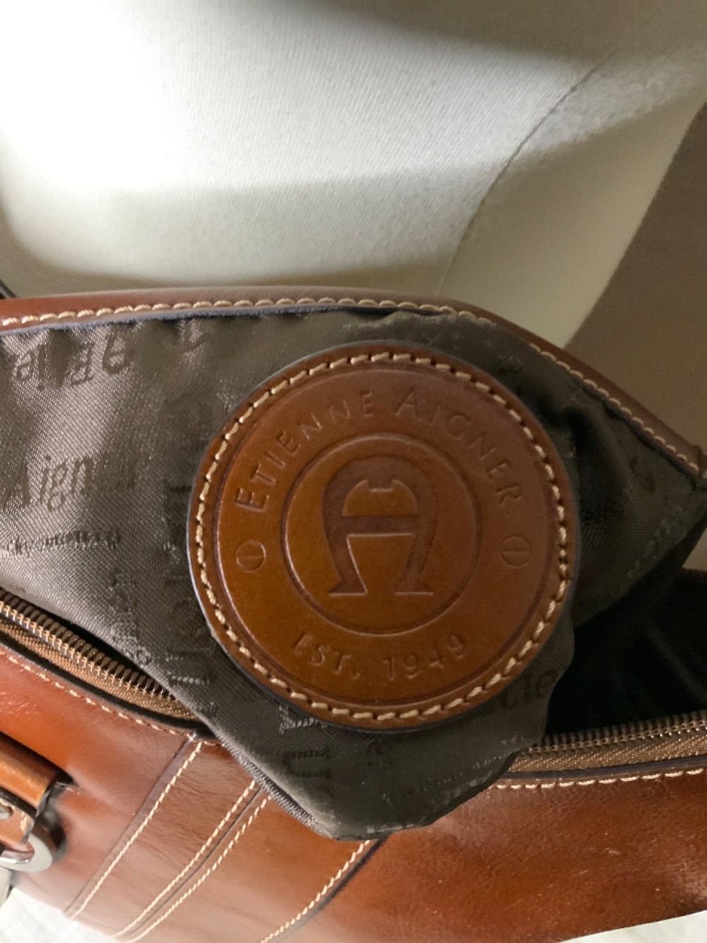 Etienne Aigner Hand-Made Leather Handbag - Picture 7 of 10